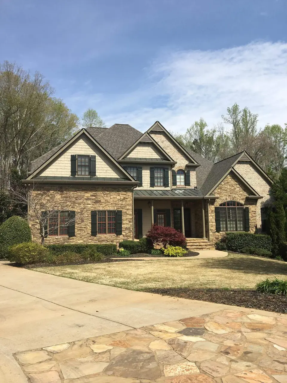 A completed Platinum Roofing residential project in metro Atlanta